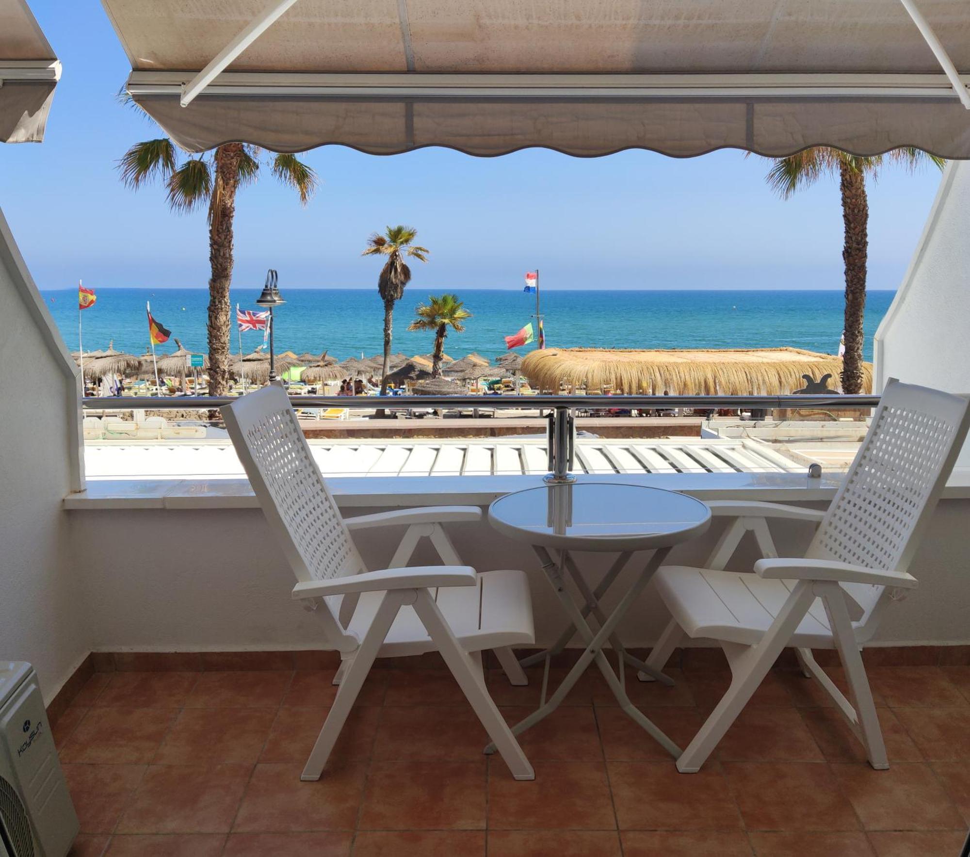 Nuevo Roca Chica, Primera Linea Playa,Torremolinos Exterior foto